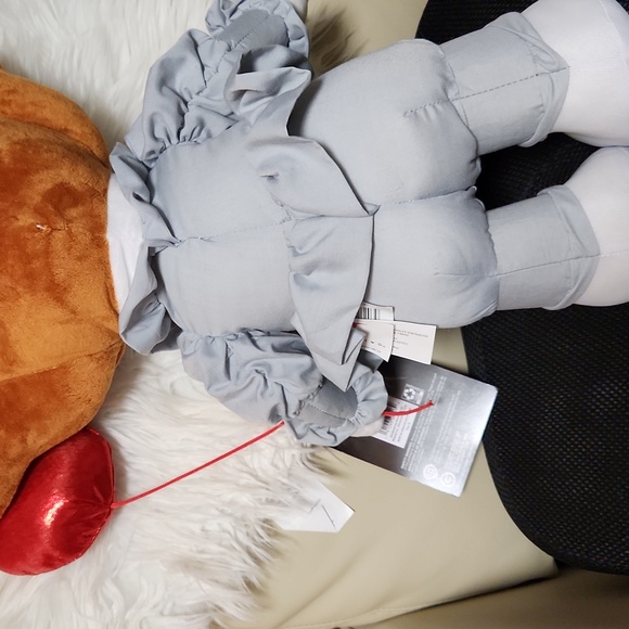 IT Pennywise Plush Halloween Porch Greeter - Picture 7 of 9